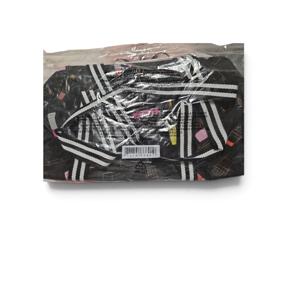 AVON Favorites Duffle Bag BRAND NEW!!  0412